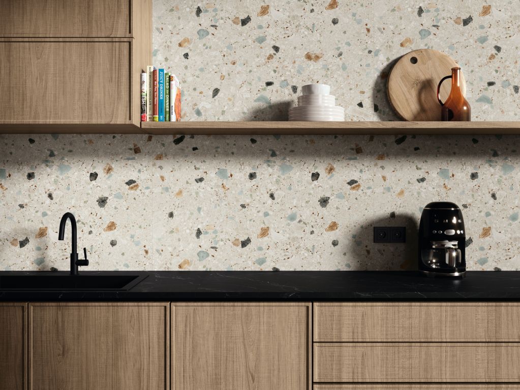 Realizace Terrazzo obklady do kuchyně – moderní design s přírodní strukturou