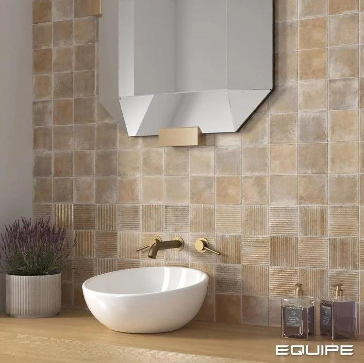 Realizace Equipe Raku Sand 10x10 s 3D dekory ve stejném formátu