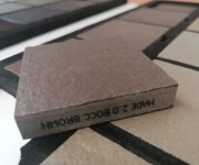 Protiskluzná dlažba jako beton Gigacer Made 2.0 Brown 60x60 Boc. Rett. - hnědá (skladem)