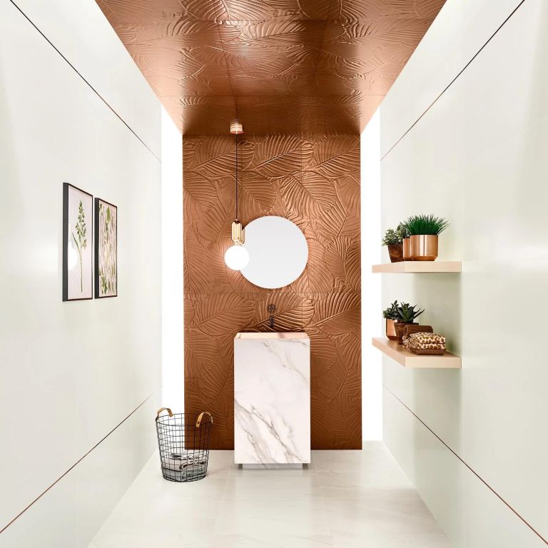 Realizace Bronzový dekor s přírodním motivem listu Love Genesis Palm Copper