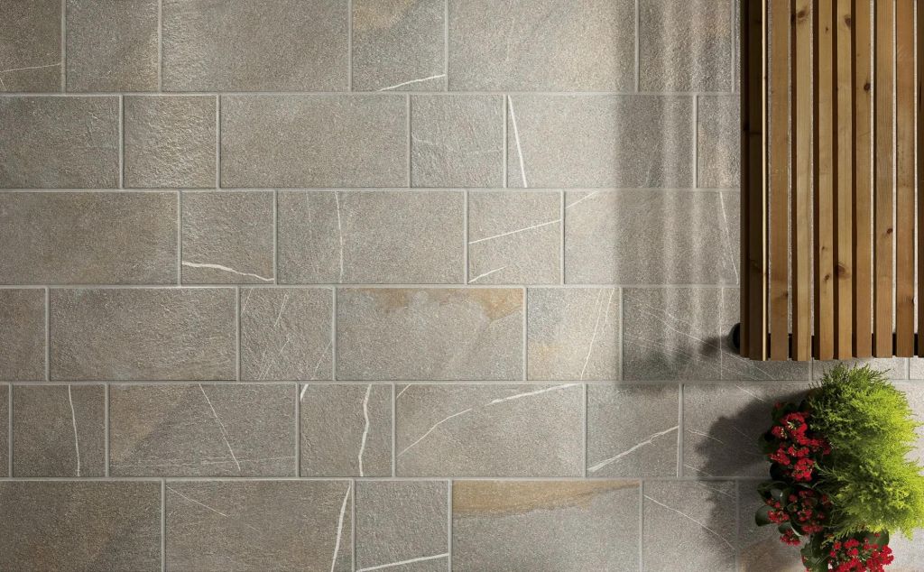 Realizace Detail dlažby ze série Sichenia Pavé Delle Alpi Piasentina
