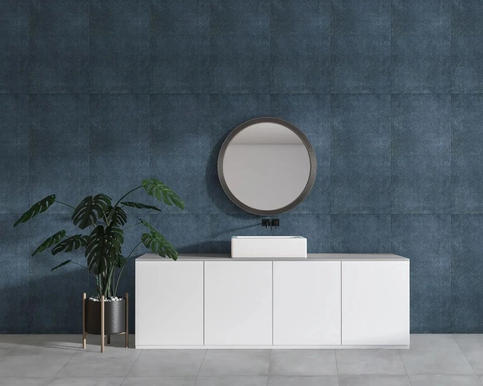Realizace Luxusní stěna z obkladu ze série Gambini XO Arabesque Midnight a Smoke 60x120
