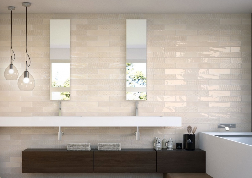 Realizace Deceram Opal Ivory a Opal Ivory Decor 7,5*30