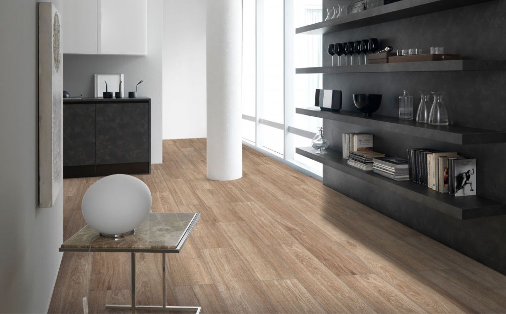 Realizace Přírodně vypadající dřevěná dlažba Codicer Amazon Noce