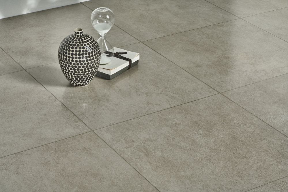 Realizace Dlažba Saime Neutra Grigio 60x60 lappato