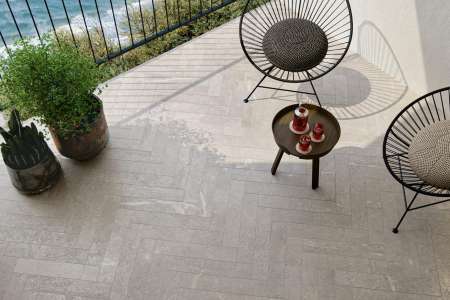 Dlažba chevron vhodná na balkon ze série Piemme Ibla