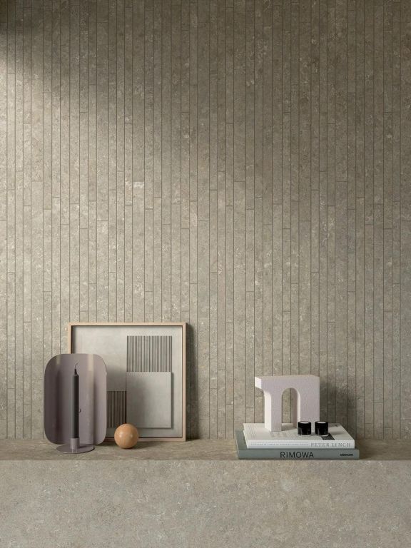 Realizace Detail zajímavého obkladu ze série Marca Corona Arkistyle Line Tessere Fossil 