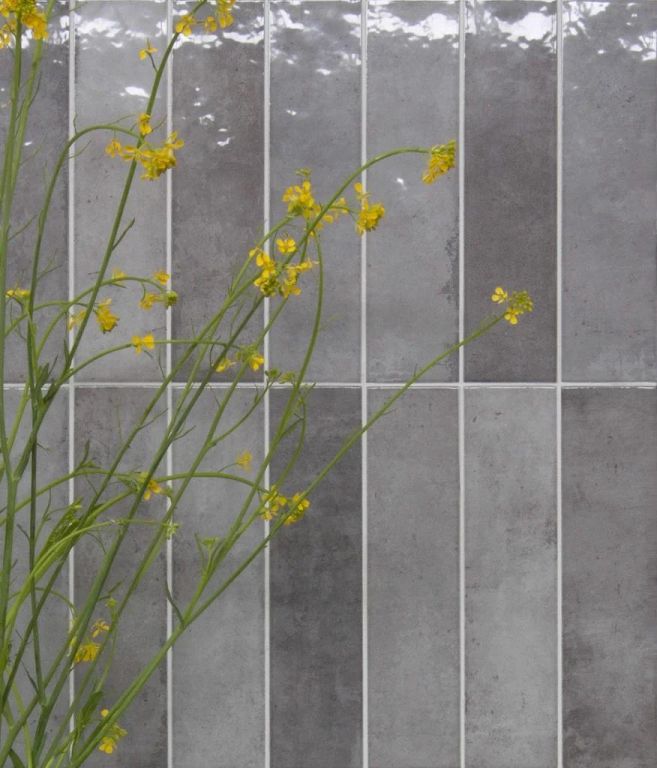 Realizace Foliage Grigio vre svislém položení (Tonalite)