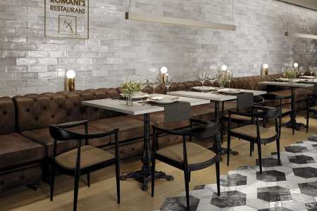 Restaurace se zajímavou dlažbou CIR Fuoritono