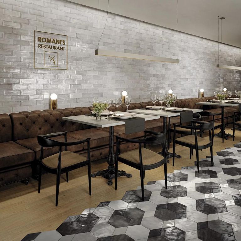 Realizace Restaurace se zajímavou dlažbou CIR Fuoritono
