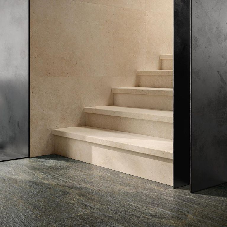 Realizace CSA_UNIONSTONE 2_Serpentino60120-Olimpia Avorio60120-Gradone120 Olimpia Avorio_detail 1