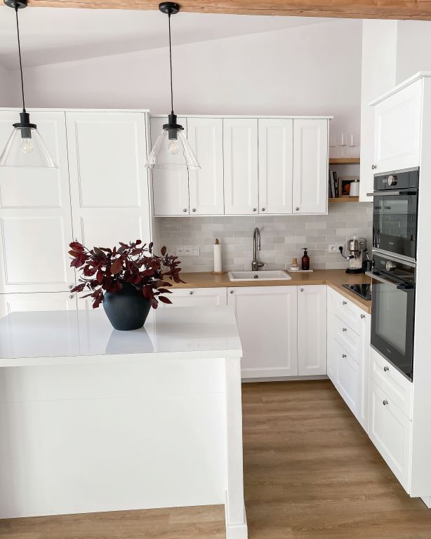Realizace Retro obklad do kuchyně Equipe Artisan White 6,5x20