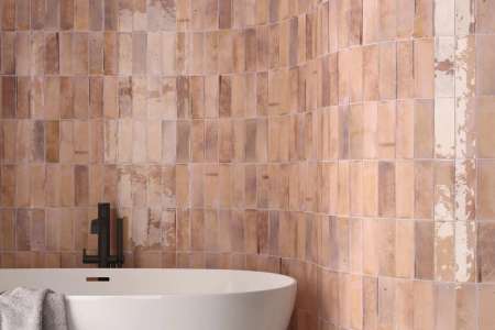 Luxusní růžový obklad do moderní koupelny Equipe Hanoi Pink 6,5x20